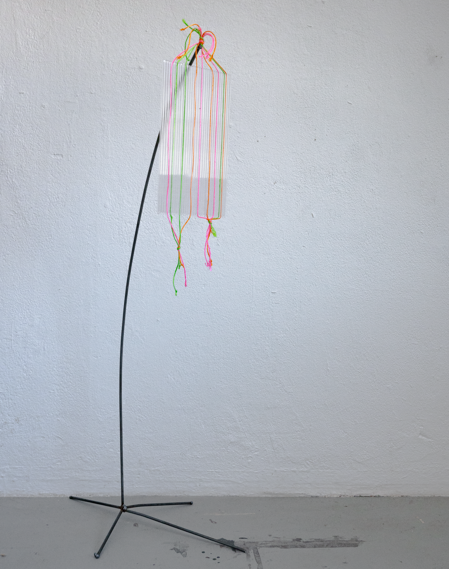 Panneau bi-mural – Sculpture contemporaine en acrylique, nylon & acier (2025) | Meubles d’Or
